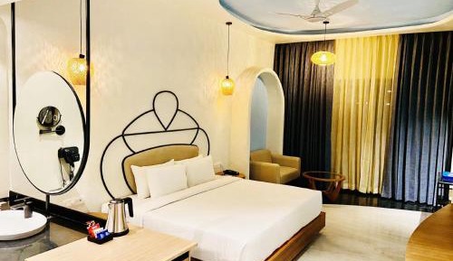 Premium King Room with Balcony