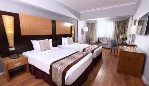 Deluxe Double or Twin Room