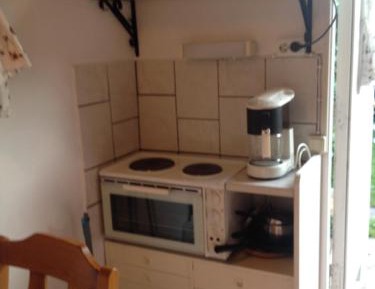 Small Studio Bunk Beds (2p), own Patio, Bathroom & Kitchenette