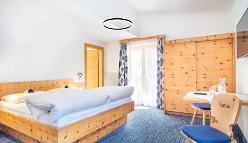 Double or Twin Room with Terrace