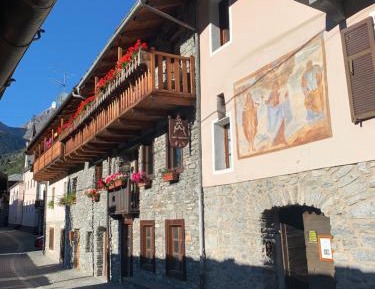 Two-Bedroom Apartment with Balcony
