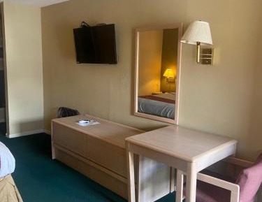 Standard King Room