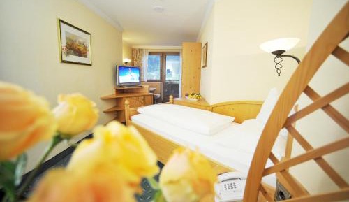 Single Room with Glacier View