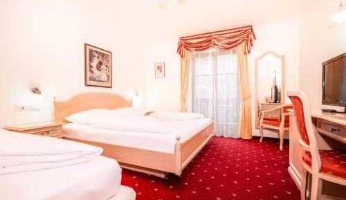 Triple Room with Balcony