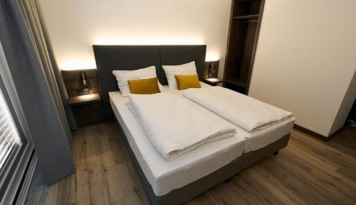 Double Room with Lake View