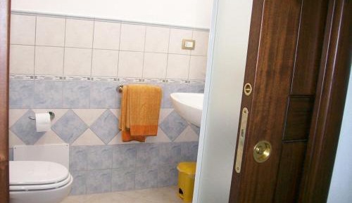 Deluxe Room (2 Adults + 1 Child)