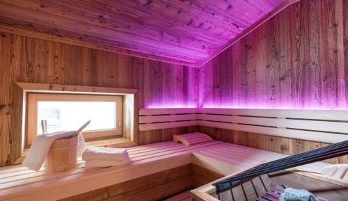 Five-Bedroom Apartment