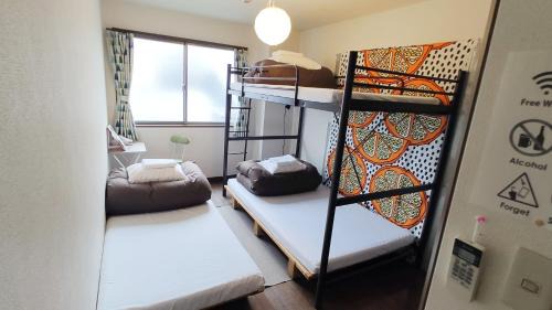 Triple Room with Shared Bathroom