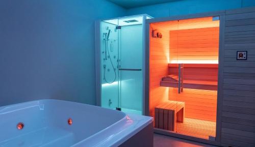 Suite with Spa Access