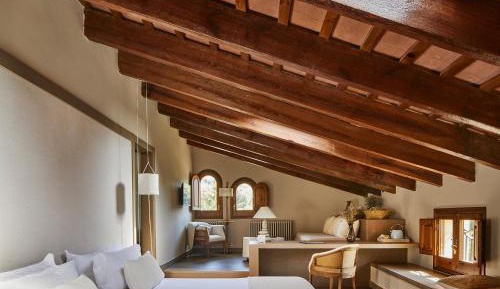 One-Bedroom Suite with Spa Access