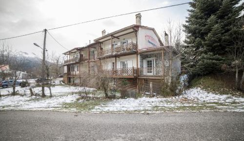 Double Room with Mountain View