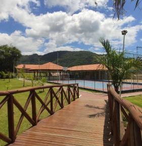 Apartment with Mountain View