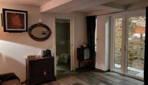 Standard Studio - Basement