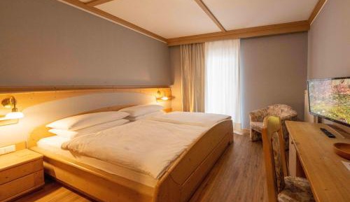 Classic Double Room with Balcony