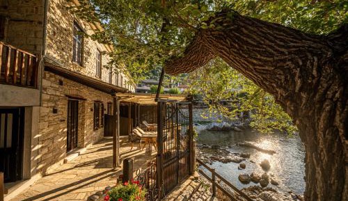 Deluxe Suite with Sea View