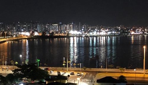Apartment with Pool View 
