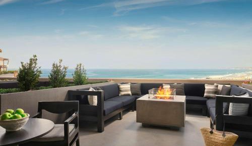 King Room with Firepit and Garden View