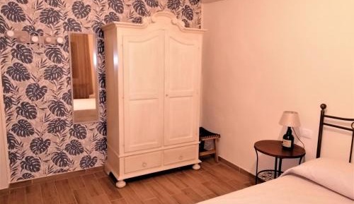 Double Room with Private External Bathroom