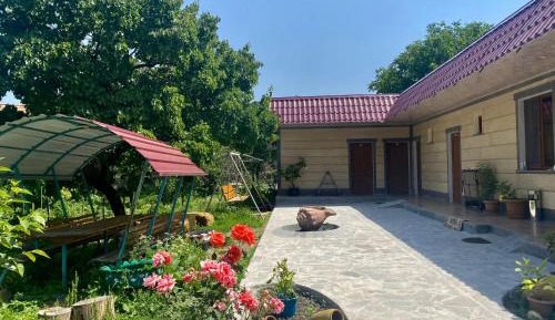 Twin Room with Shared Toilet