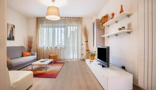 Three-Bedroom Superior Apartment