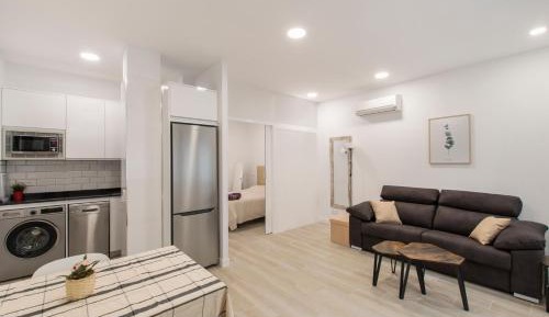 One-Bedroom Apartment