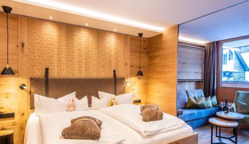 Junior Suite with Balcony