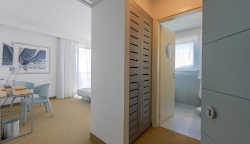 Twin Room with Balcony