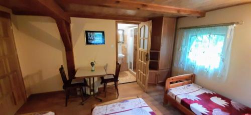 Triple Room with Bathroom