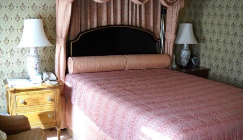 Small Double Room