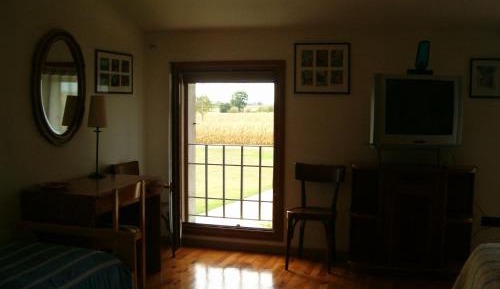 Quadruple Room with Private Bathroom