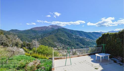 Four-Bedroom Holiday Home