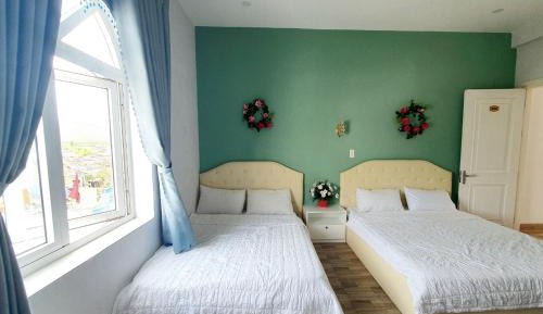 Double Room with Mountain View