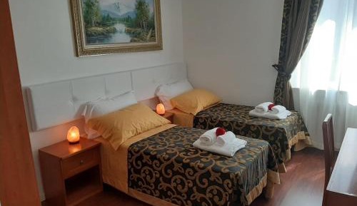 Double or Twin Room with Shared Bathroom