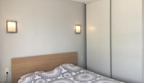 Apartment with Lake View