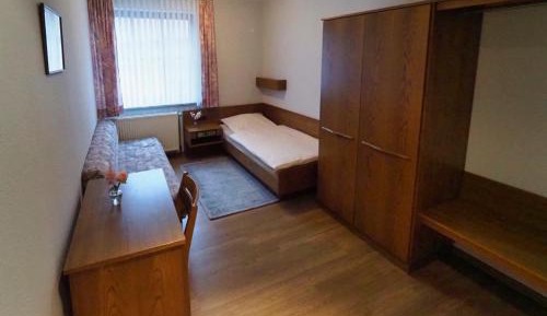 Standard Single Room with Shower