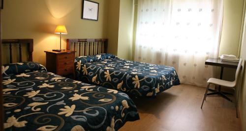 Twin Room with Shared Bathroom