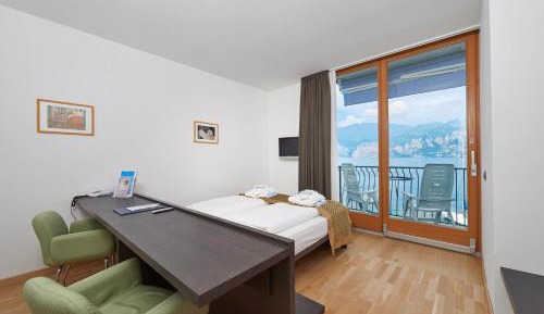 Twin Room with Lake View