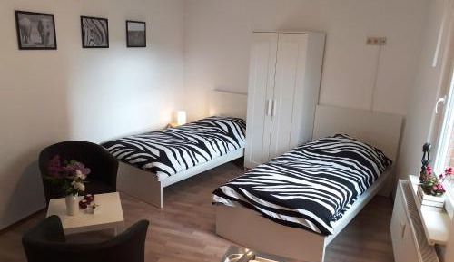 Apartment with Shower