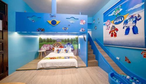 Superior Family Room