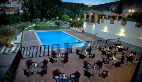 Two-Bedroom Apartment (7 Adults)