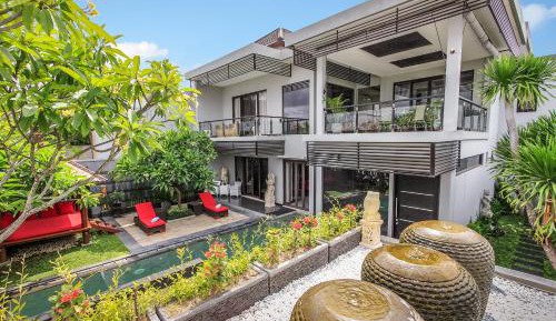 Four-Bedroom Villa with Private Pool