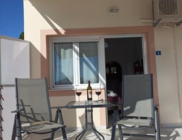 Double or Twin Room with Partial Sea View