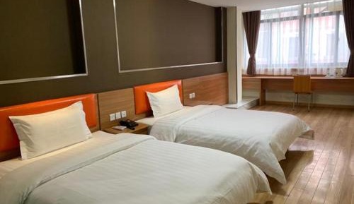 Comfortable Twin Room