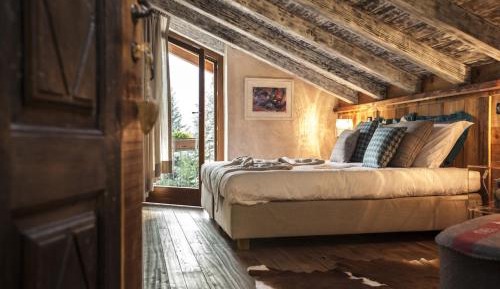 Suite with Mountain View