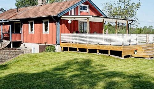 Two-Bedroom Holiday Home