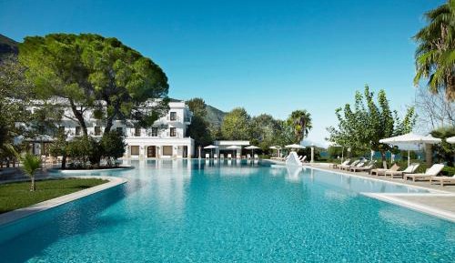 Maisonette (2 Adults + 2 Children)