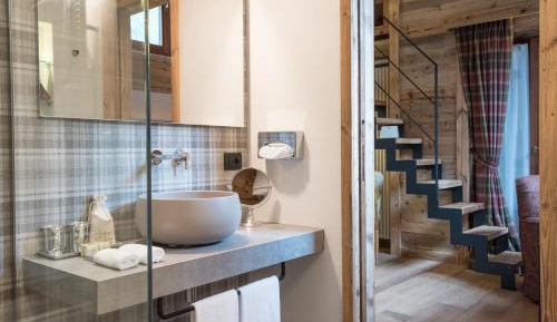 Junior Suite with Balcony