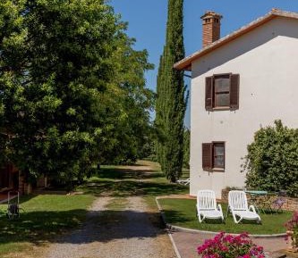 One-Bedroom Apartment (4 Adults)
