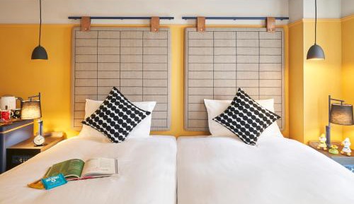 Twin Room with River View - Non-Smoking