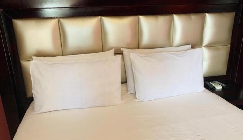 Deluxe Double Room with Shower